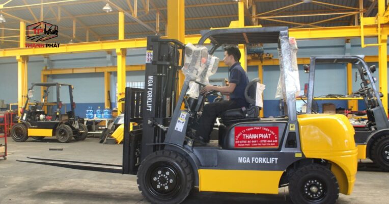 Dịch vụ cho thuê xe nâng Phú Yên