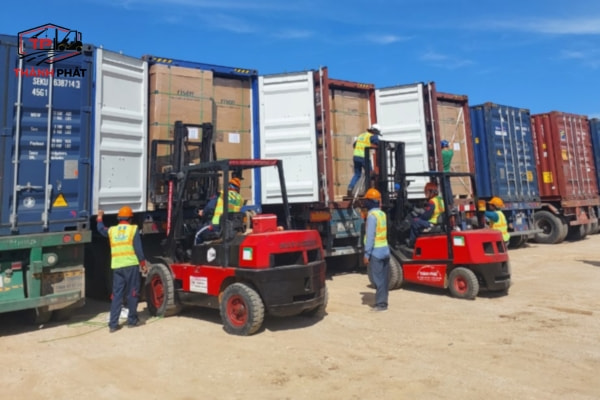 Dịch vụ cho thuê xe nâng Phú Yên