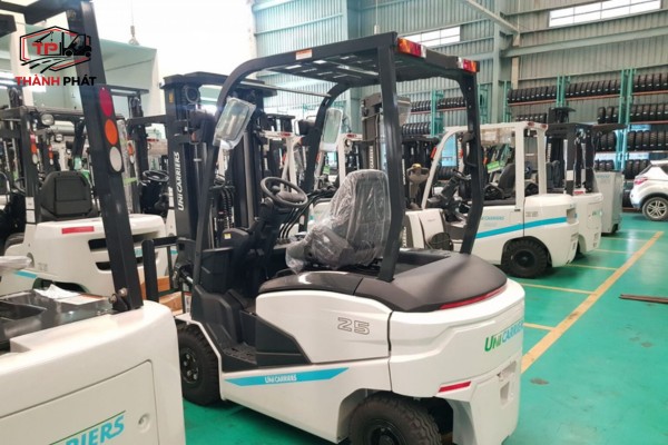 Dịch vụ cho thuê xe nâng Phú Yên