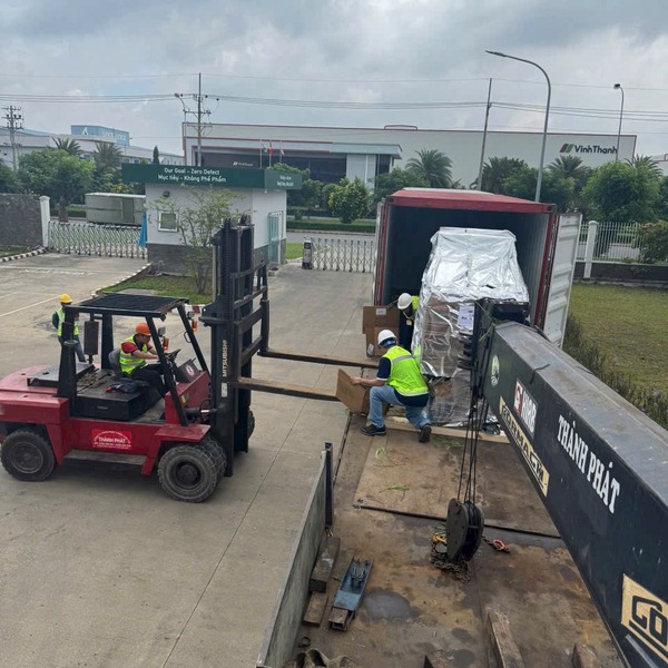 Quy trình bàn giao xe nâng điện cho khách hàng tại H.Thạch Hà